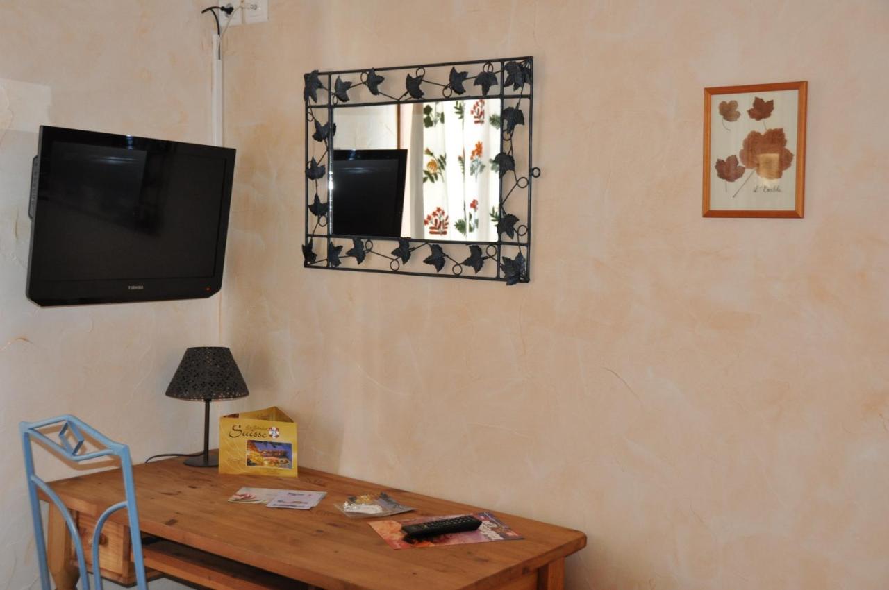 Le Chalet Suisse Hotel Valberg Room photo